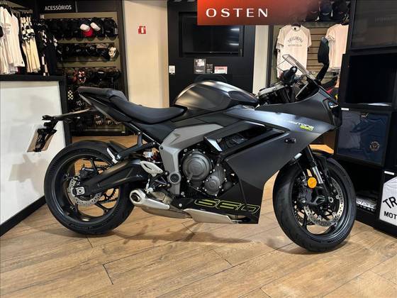 TRIUMPH DAYTONA 660 TRIUMPH DAYTONA 660